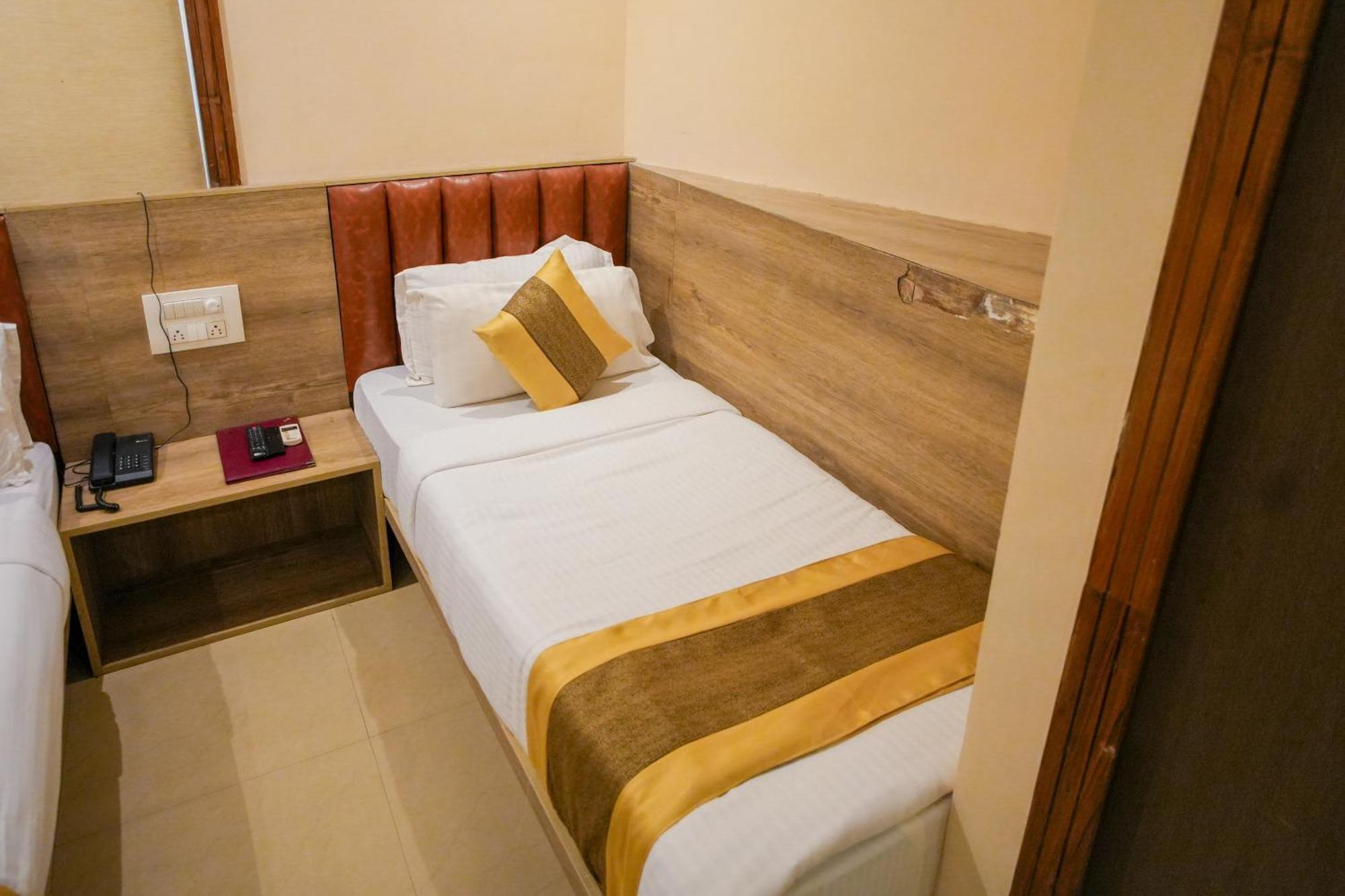 Hotel Skylink Hospitality Mahalaxmi Mumbai Kültér fotó