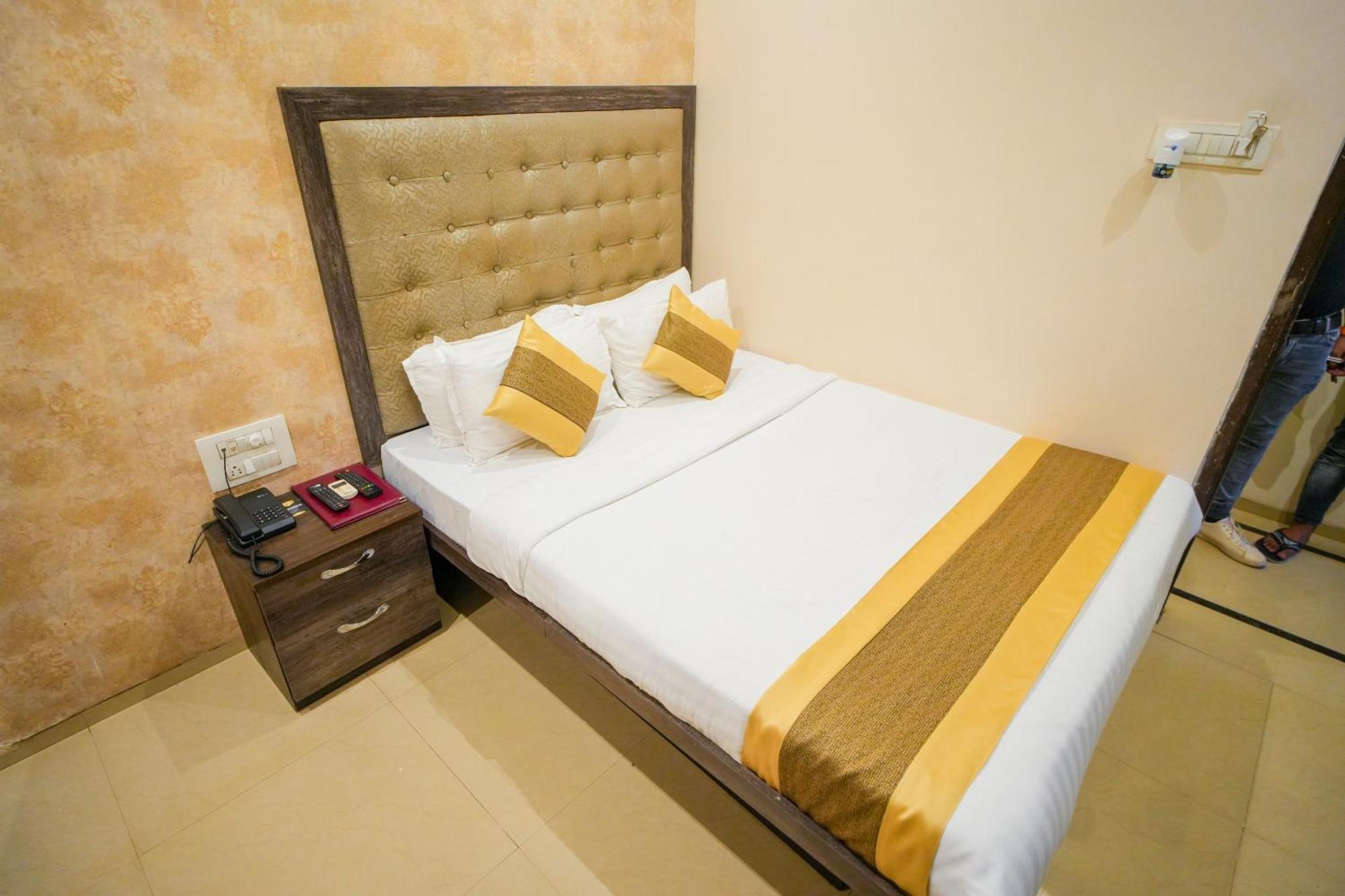 Hotel Skylink Hospitality Mahalaxmi Mumbai Kültér fotó